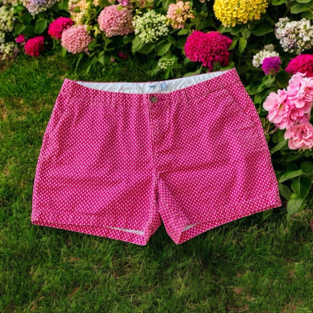 Old Navy Fuchsia Pink Floral Print Twill Shorts